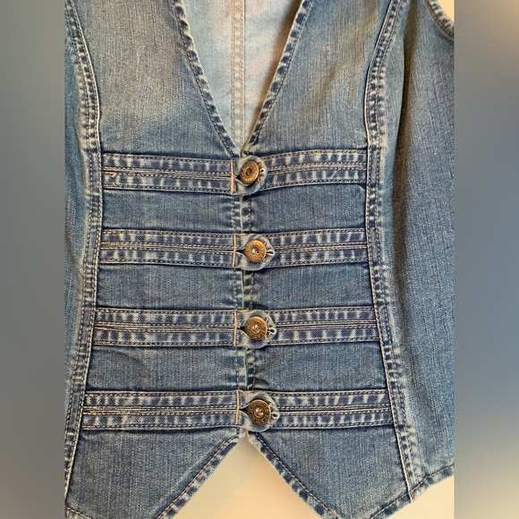 Chico’s Platinum Denim Vest button front jean size 1 - Picture 2 of 9